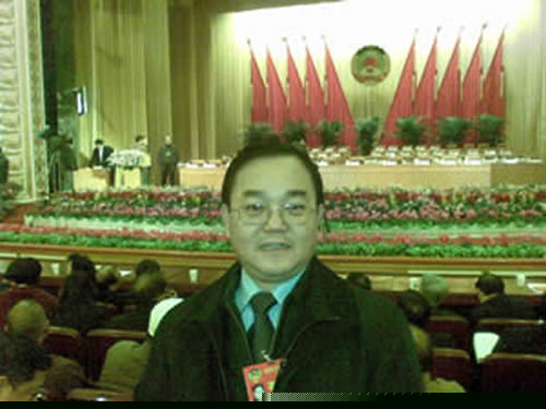 市政協(xié)十一屆三次會(huì)議隆重開幕