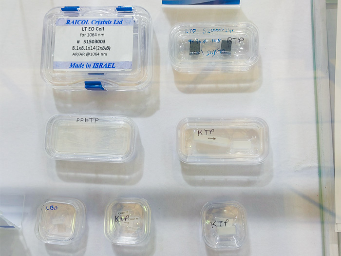 非線性光學(xué)晶體、其中LBO晶體特別適合高功率激光的三倍頻轉(zhuǎn)換