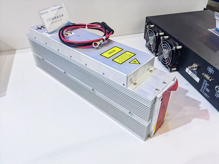 射頻激勵(lì)CO2激光器